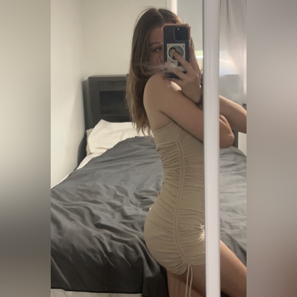 Never used and very flattering - Picture 3 of 3